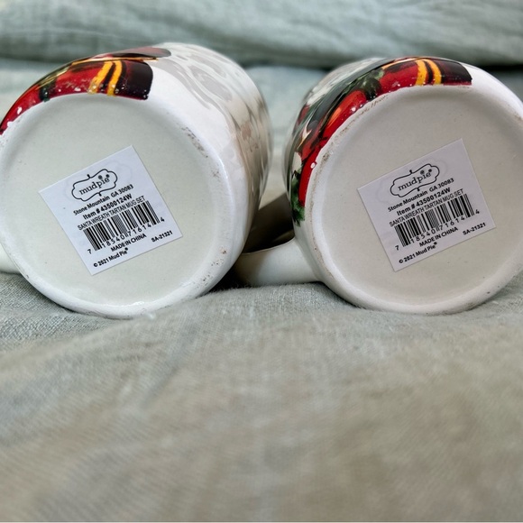 Mudpie Here Comes Santa Claus Tartan Mug set - Picture 2 of 9